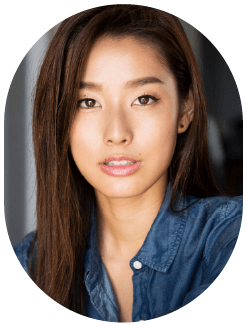 女優・歌手 すみれの顔写真